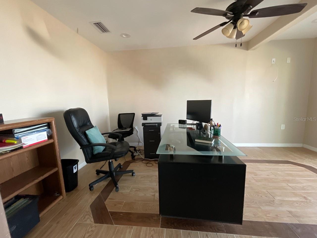 300 DRIFTWOOD DR W, PALM HARBOR, FL, 34683