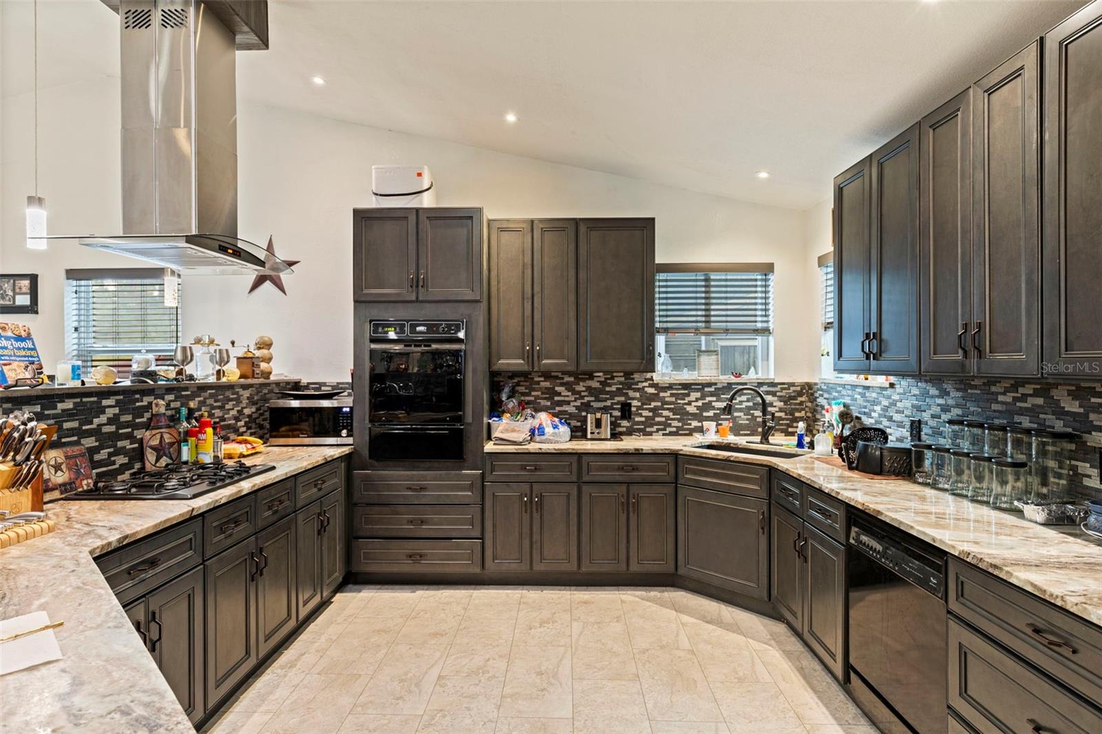 649 16TH ST NW, LARGO, FL, 33770