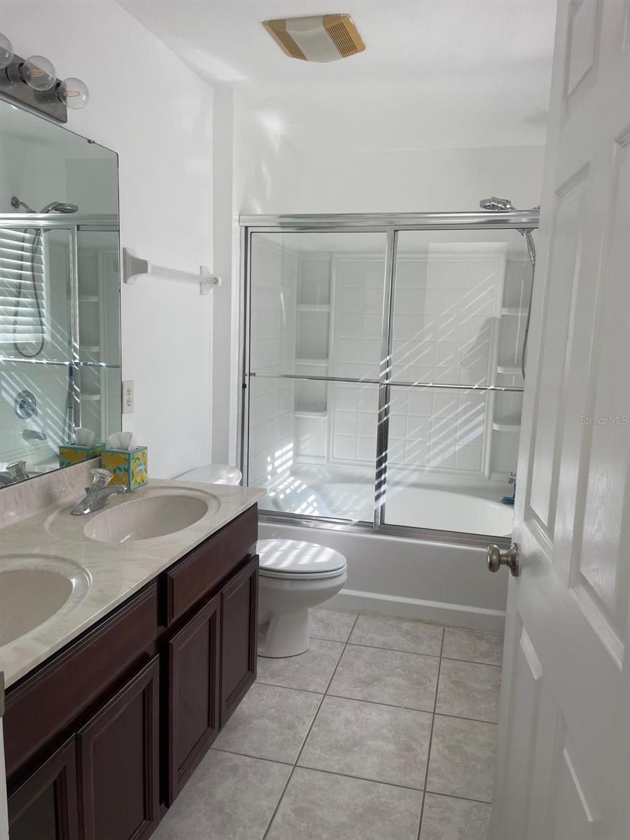 13208 SILVER STRAND FALLS DR, ORLANDO, FL, 32824