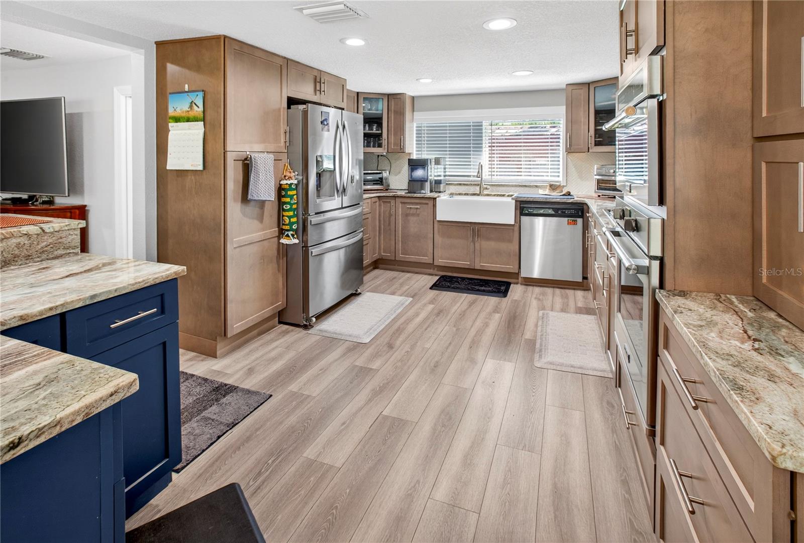 10627 MCINTOSH RD, THONOTOSASSA, FL, 33592