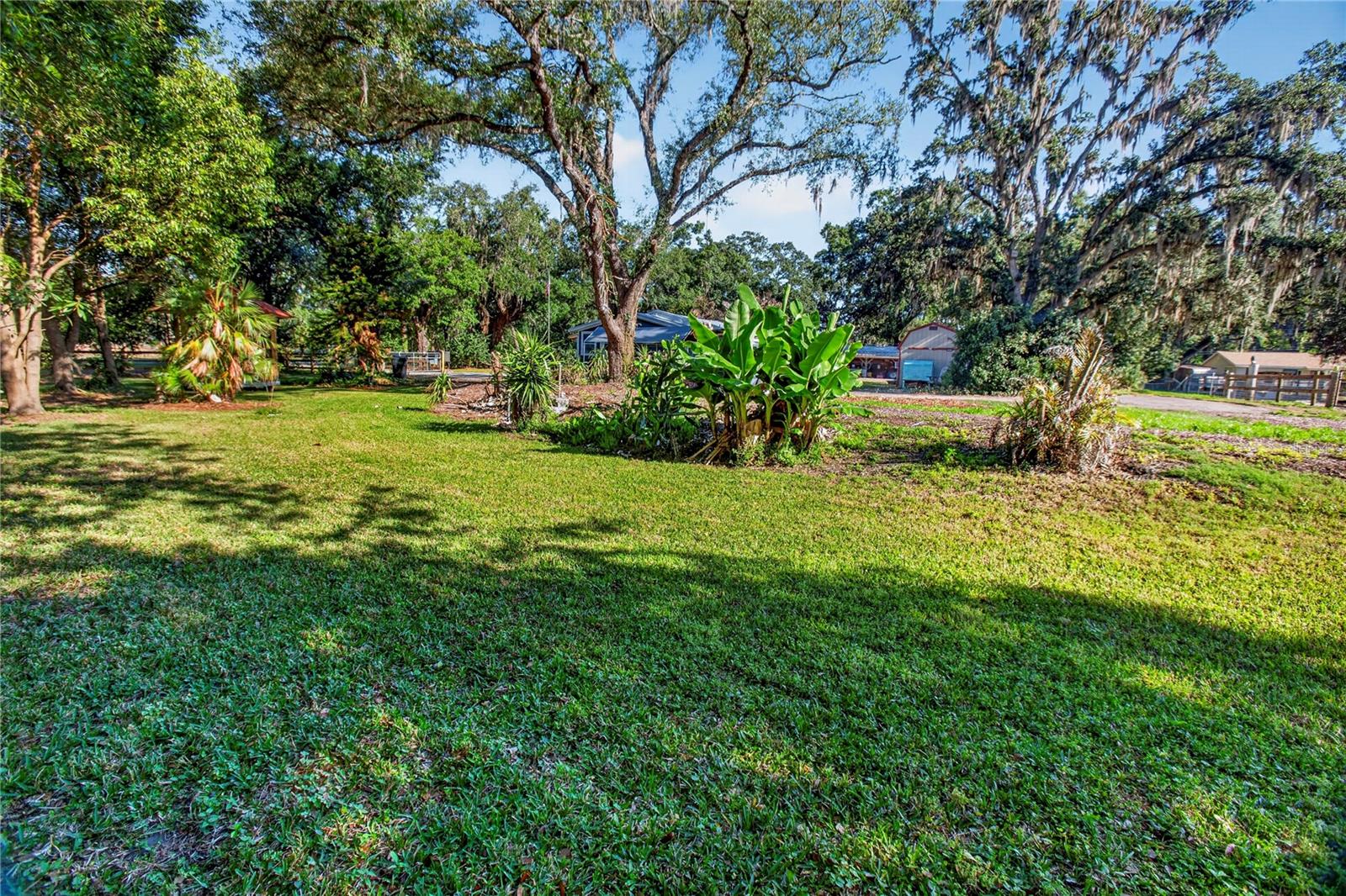 10627 MCINTOSH RD, THONOTOSASSA, FL, 33592