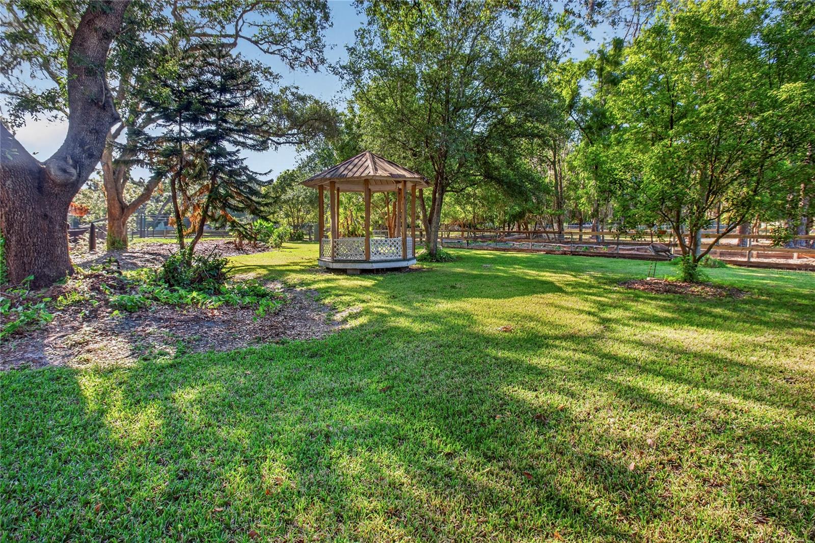 10627 MCINTOSH RD, THONOTOSASSA, FL, 33592