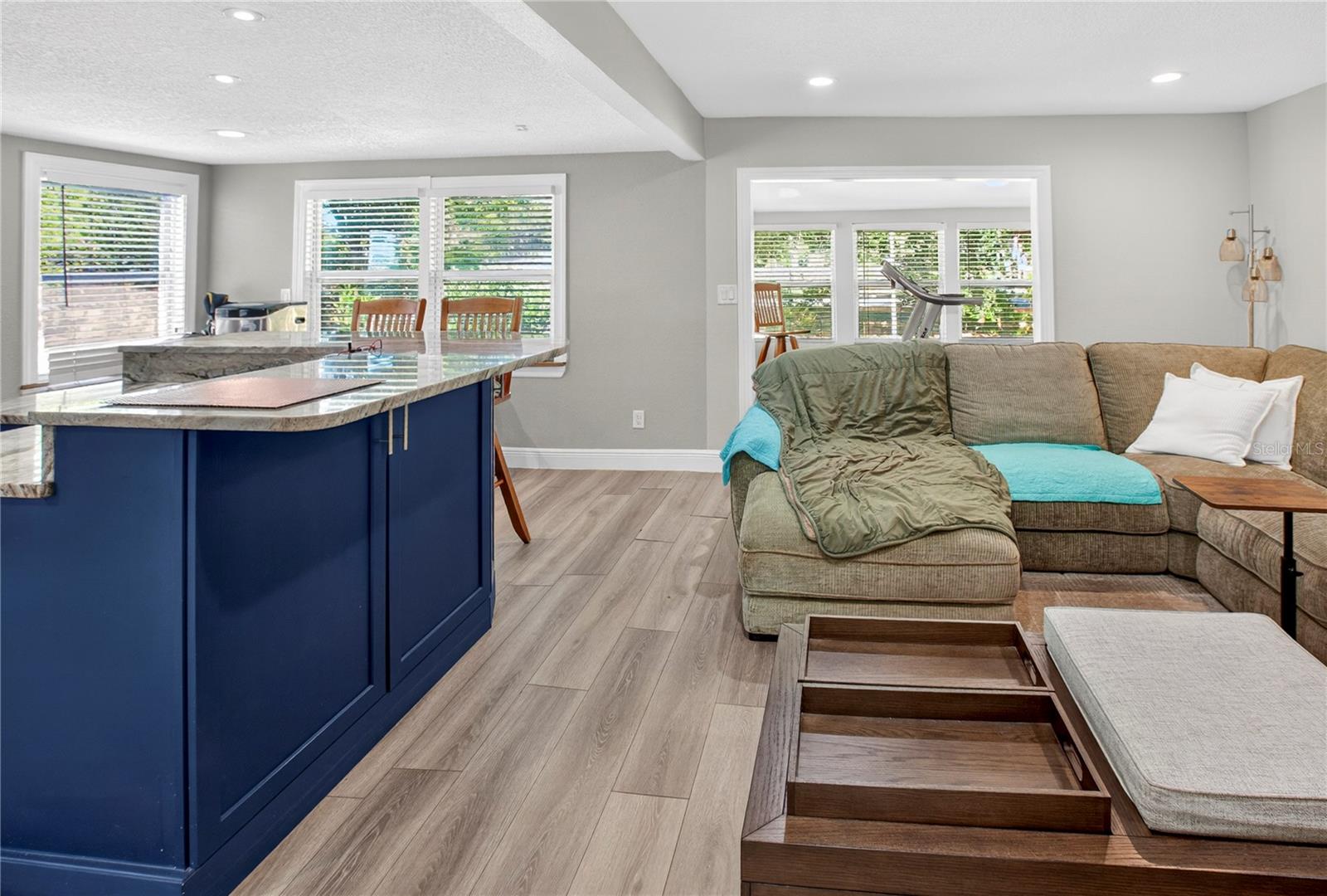 10627 MCINTOSH RD, THONOTOSASSA, FL, 33592