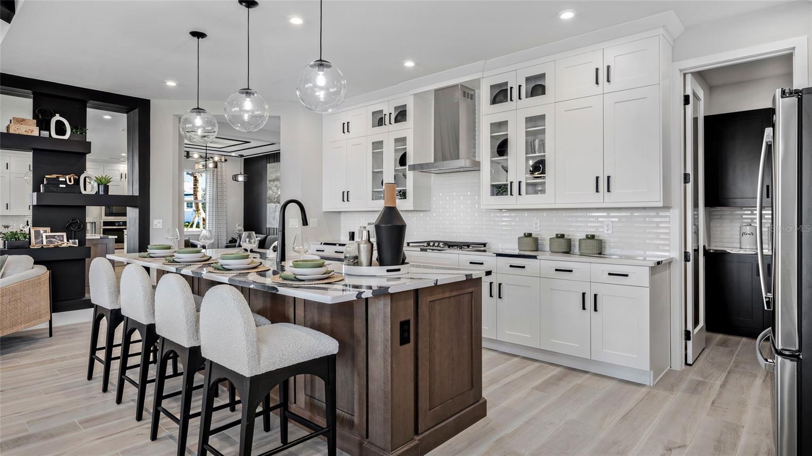 1736 POINT GRACE RD, TAVARES, FL, 32778