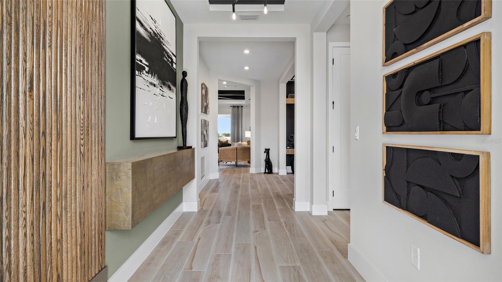 1736 POINT GRACE RD, TAVARES, FL, 32778