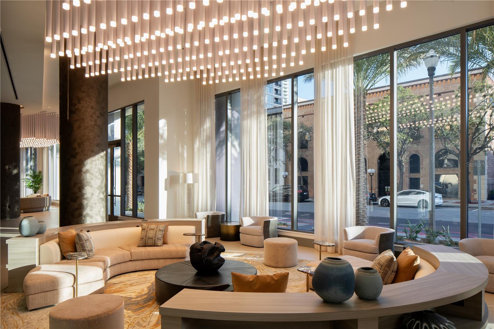 275 1ST AVE S #3708, ST PETERSBURG, FL, 33701