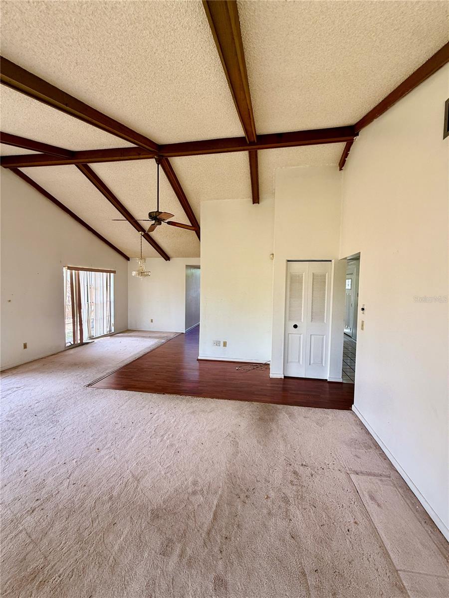 7314 WOODHALL CT, TAMPA, FL, 33634