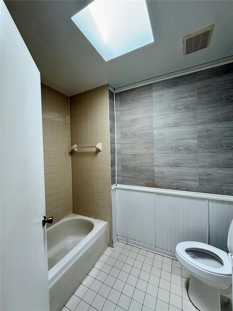 7314 WOODHALL CT, TAMPA, FL, 33634