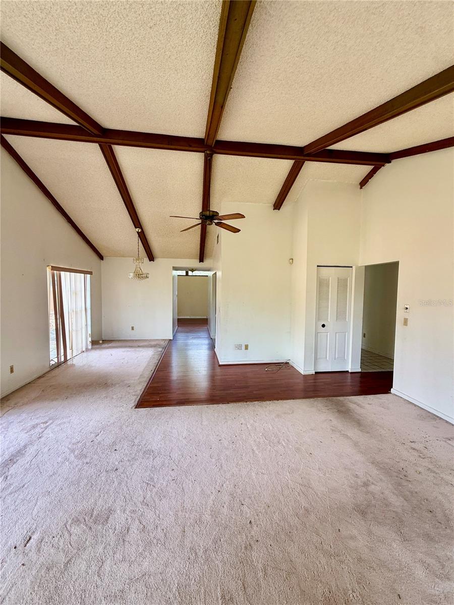 7314 WOODHALL CT, TAMPA, FL, 33634