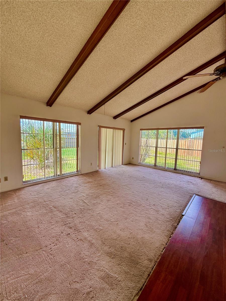 7314 WOODHALL CT, TAMPA, FL, 33634