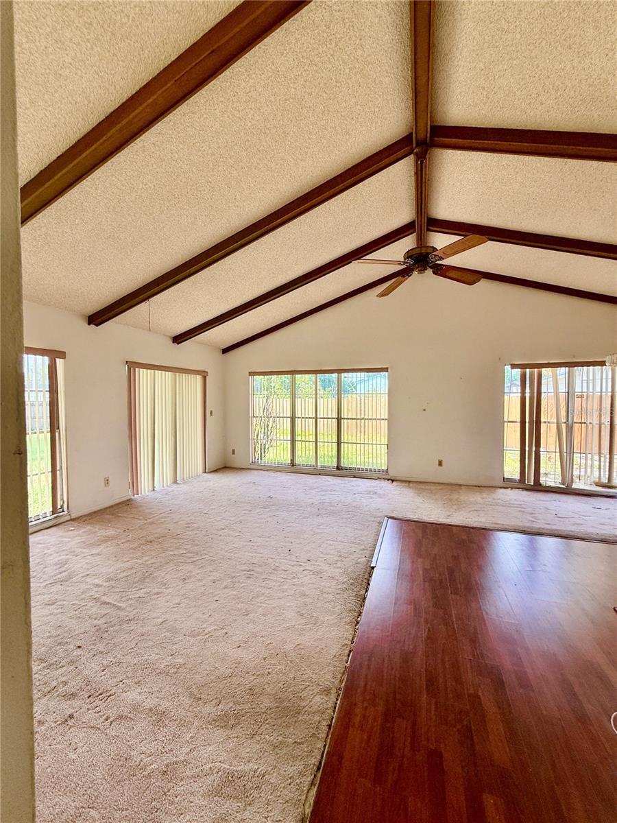 7314 WOODHALL CT, TAMPA, FL, 33634