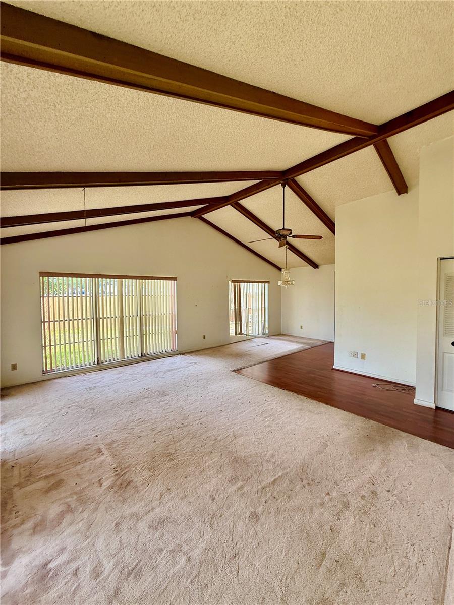 7314 WOODHALL CT, TAMPA, FL, 33634