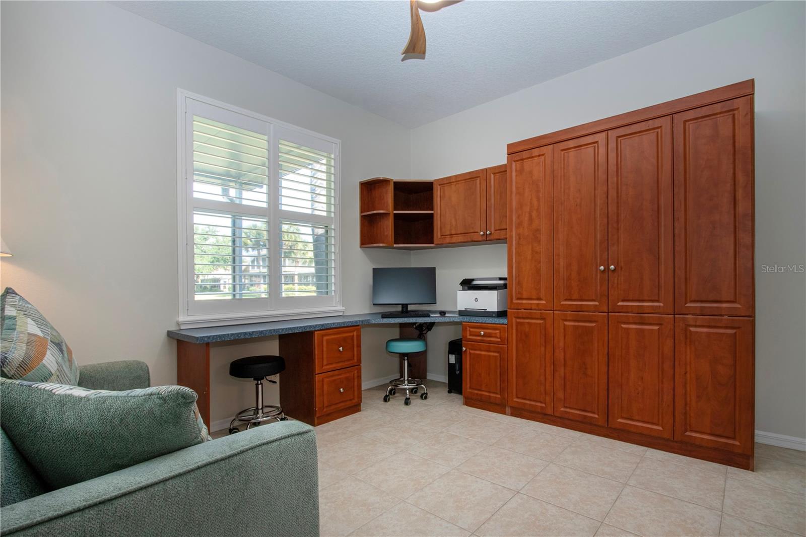 1205 HUNTINGTON GREENS DR, SUN CITY CENTER, FL, 33573