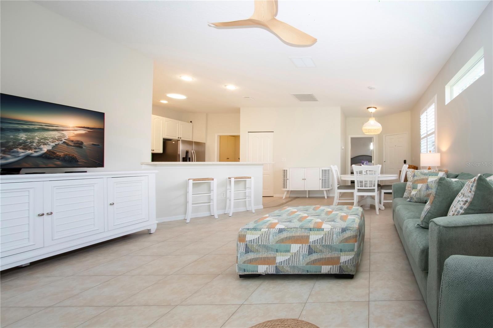 1205 HUNTINGTON GREENS DR, SUN CITY CENTER, FL, 33573