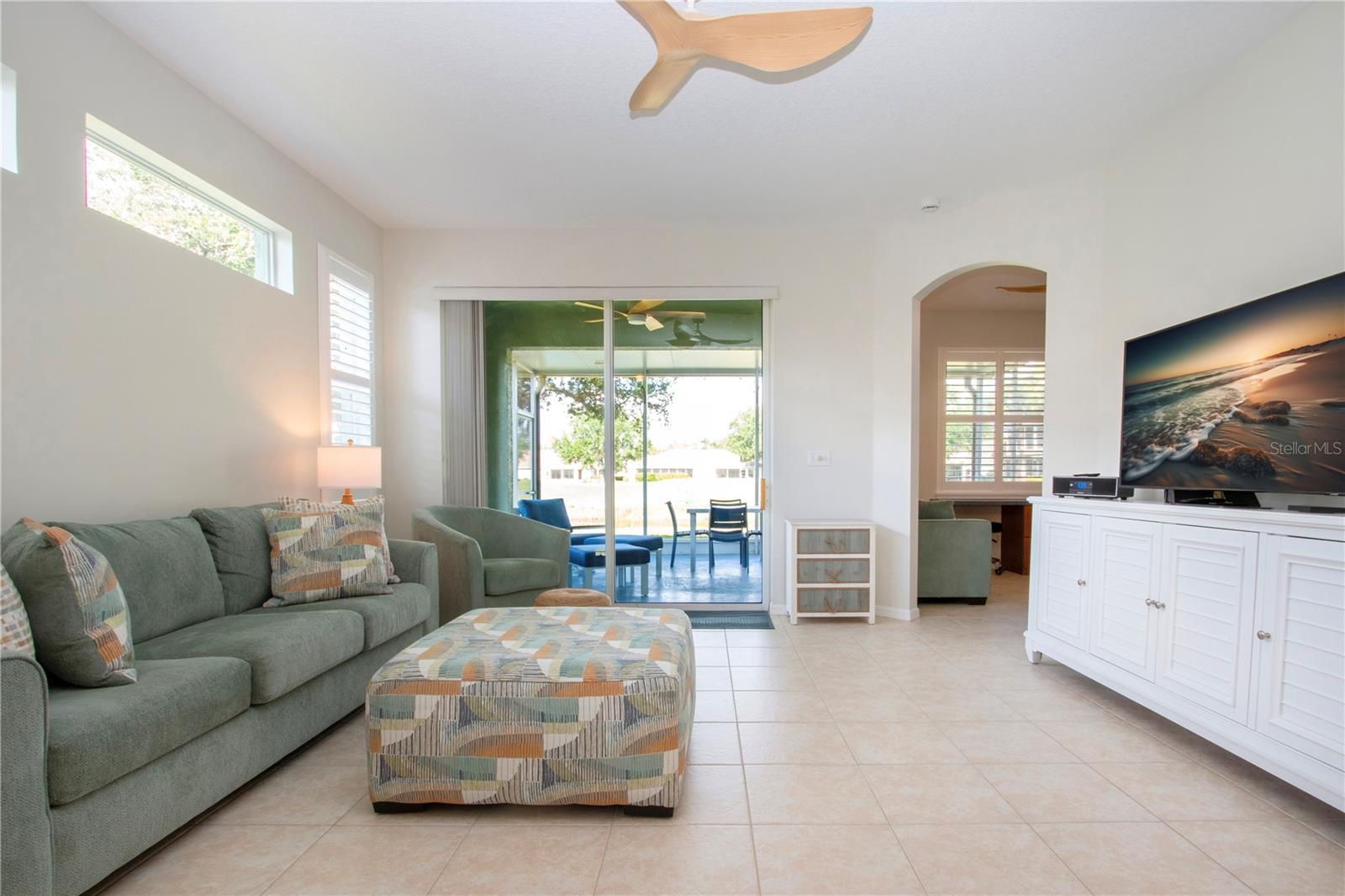 1205 HUNTINGTON GREENS DR, SUN CITY CENTER, FL, 33573