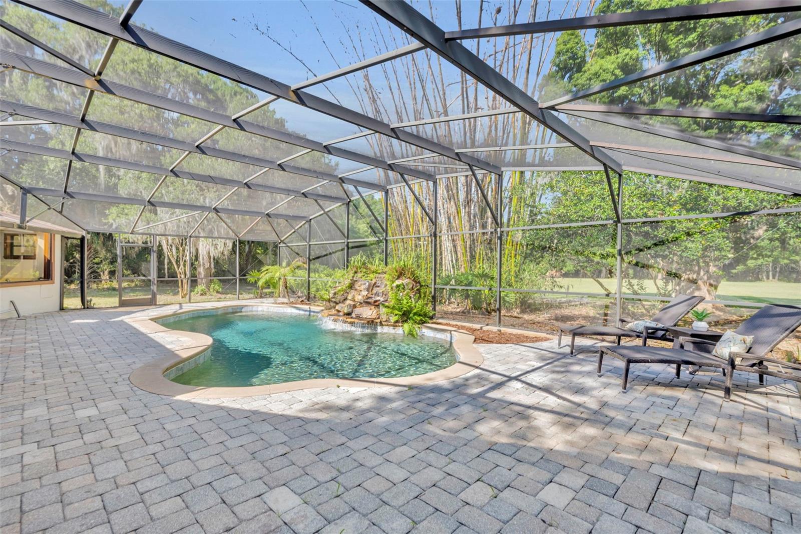 495 1ST ST, GENEVA, FL, 32732