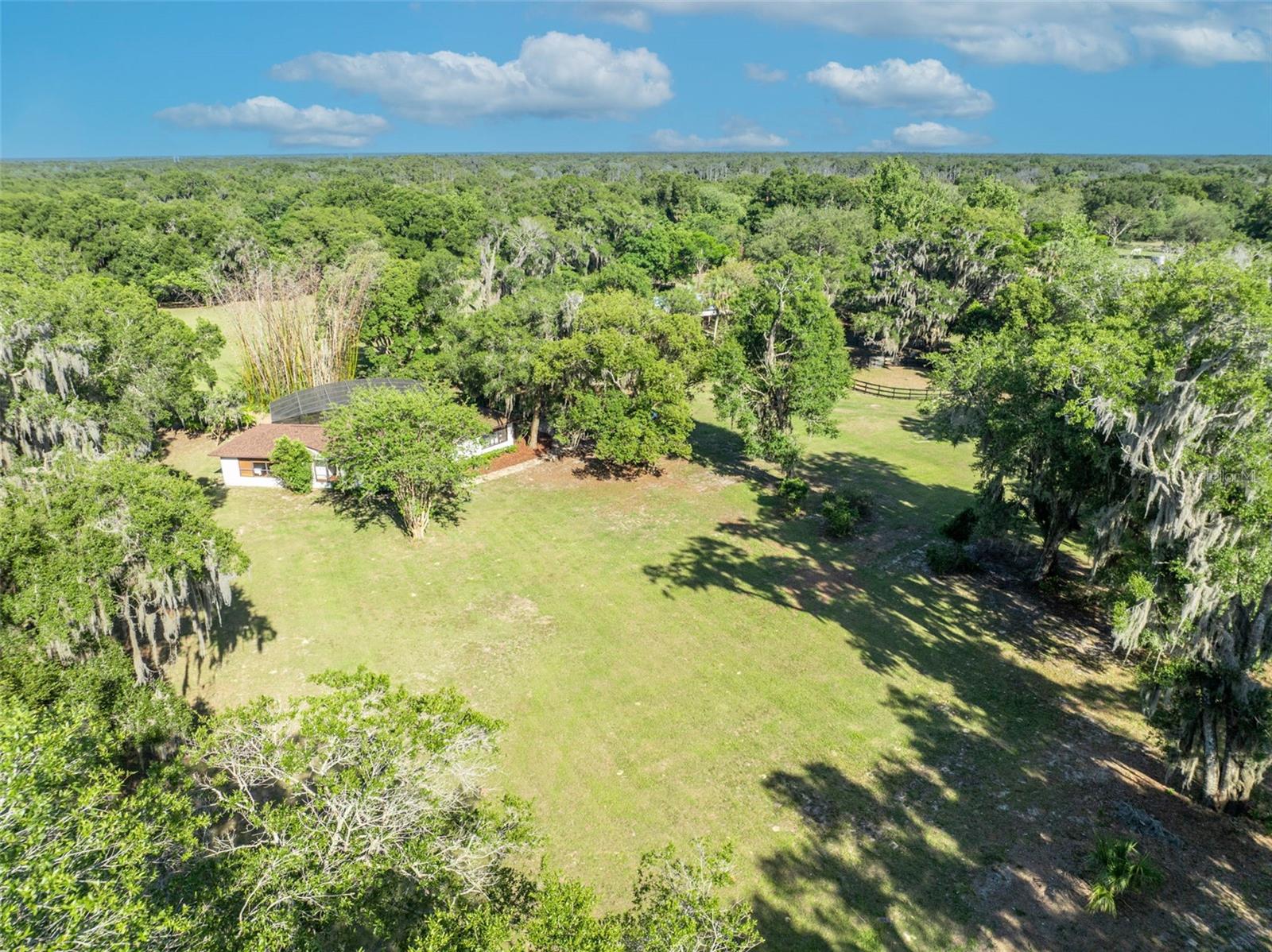 495 1ST ST, GENEVA, FL, 32732