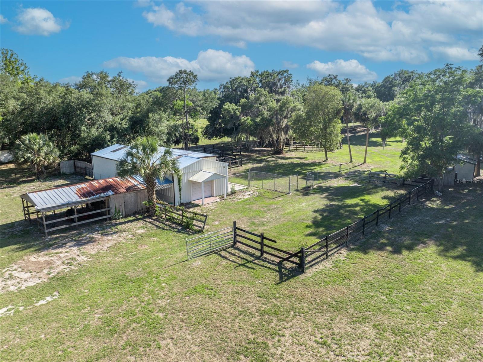 495 1ST ST, GENEVA, FL, 32732