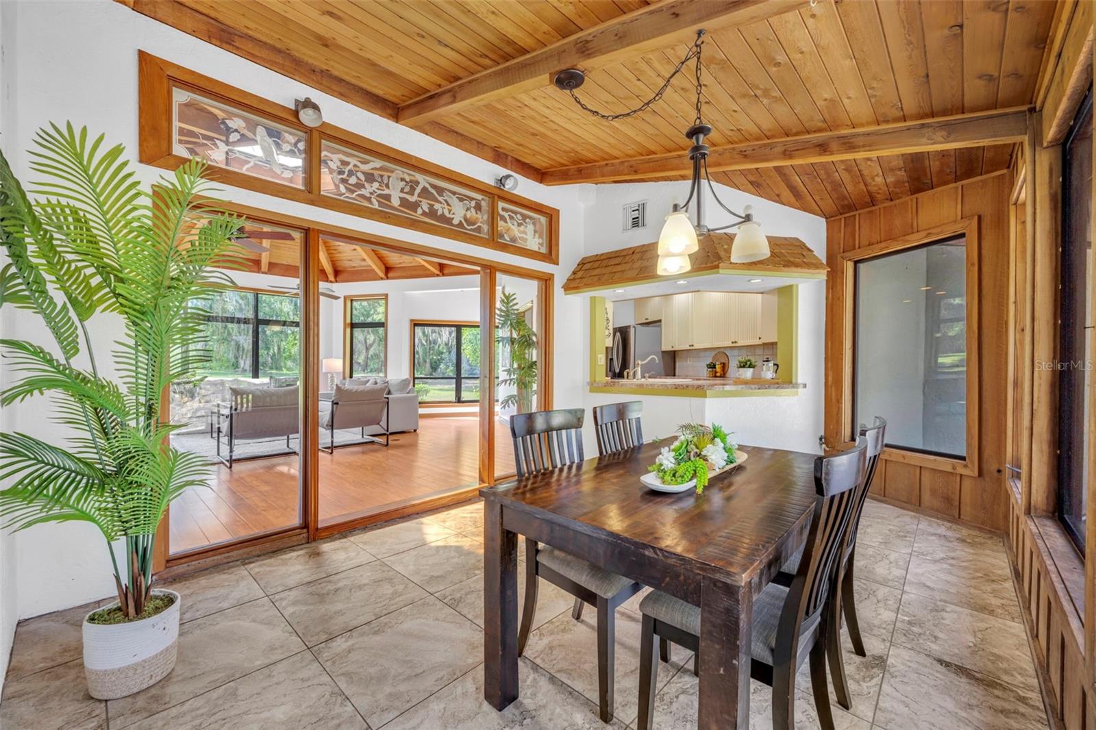 495 1ST ST, GENEVA, FL, 32732