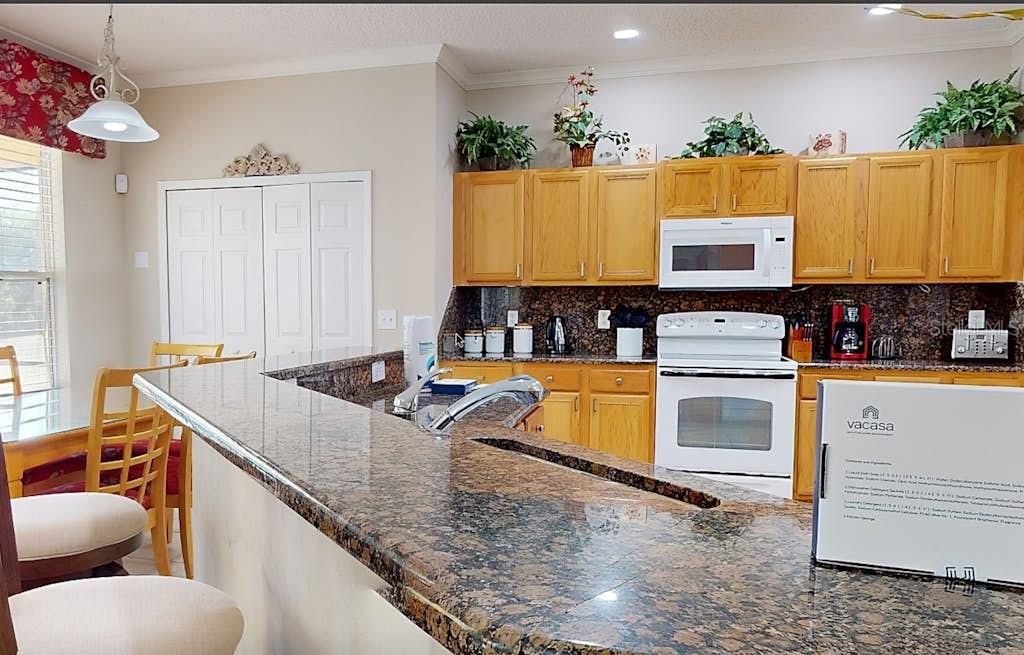 8545 LA ISLA DR, KISSIMMEE, FL, 34747