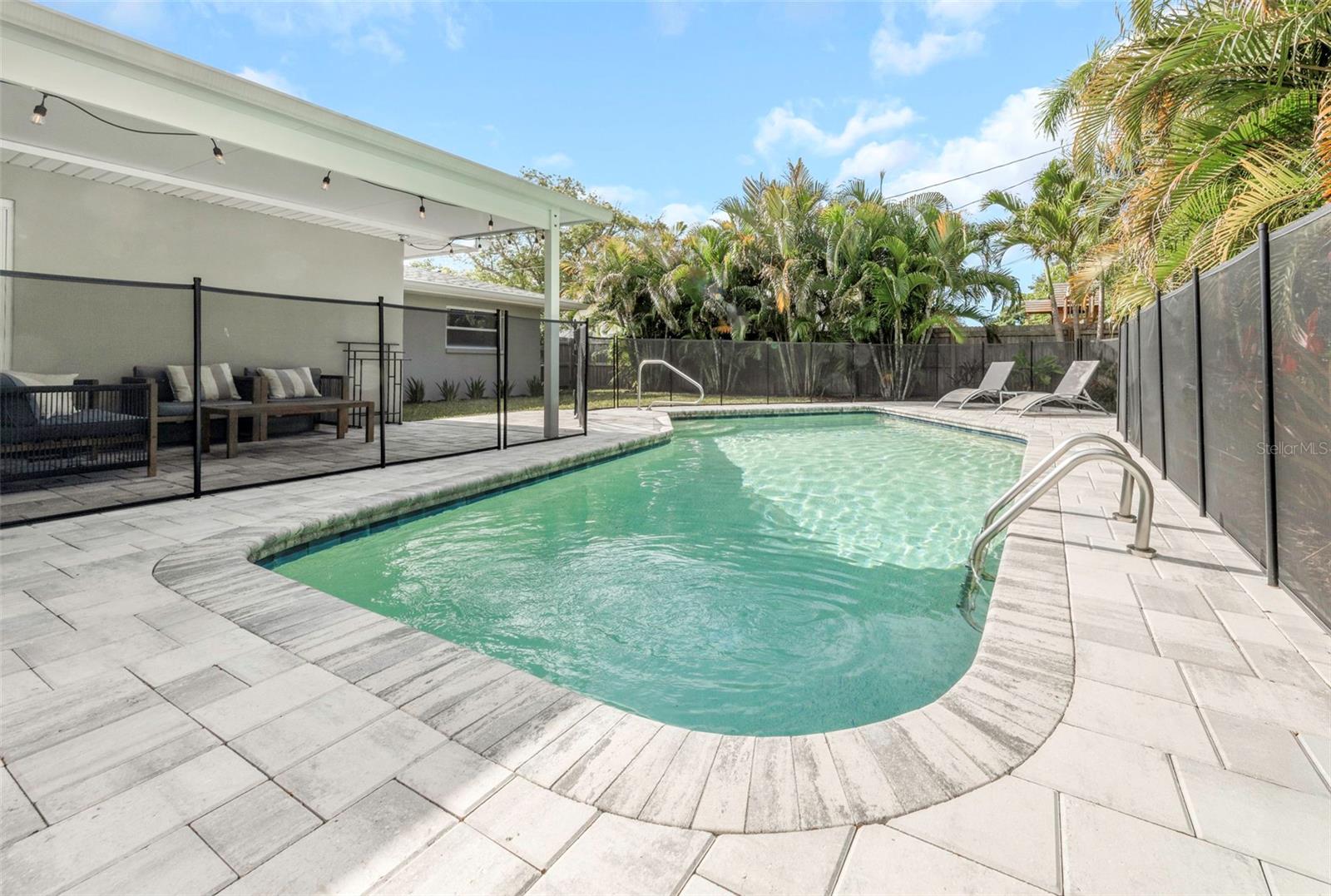 1098 PHYLLIS AVE, LARGO, FL, 33771