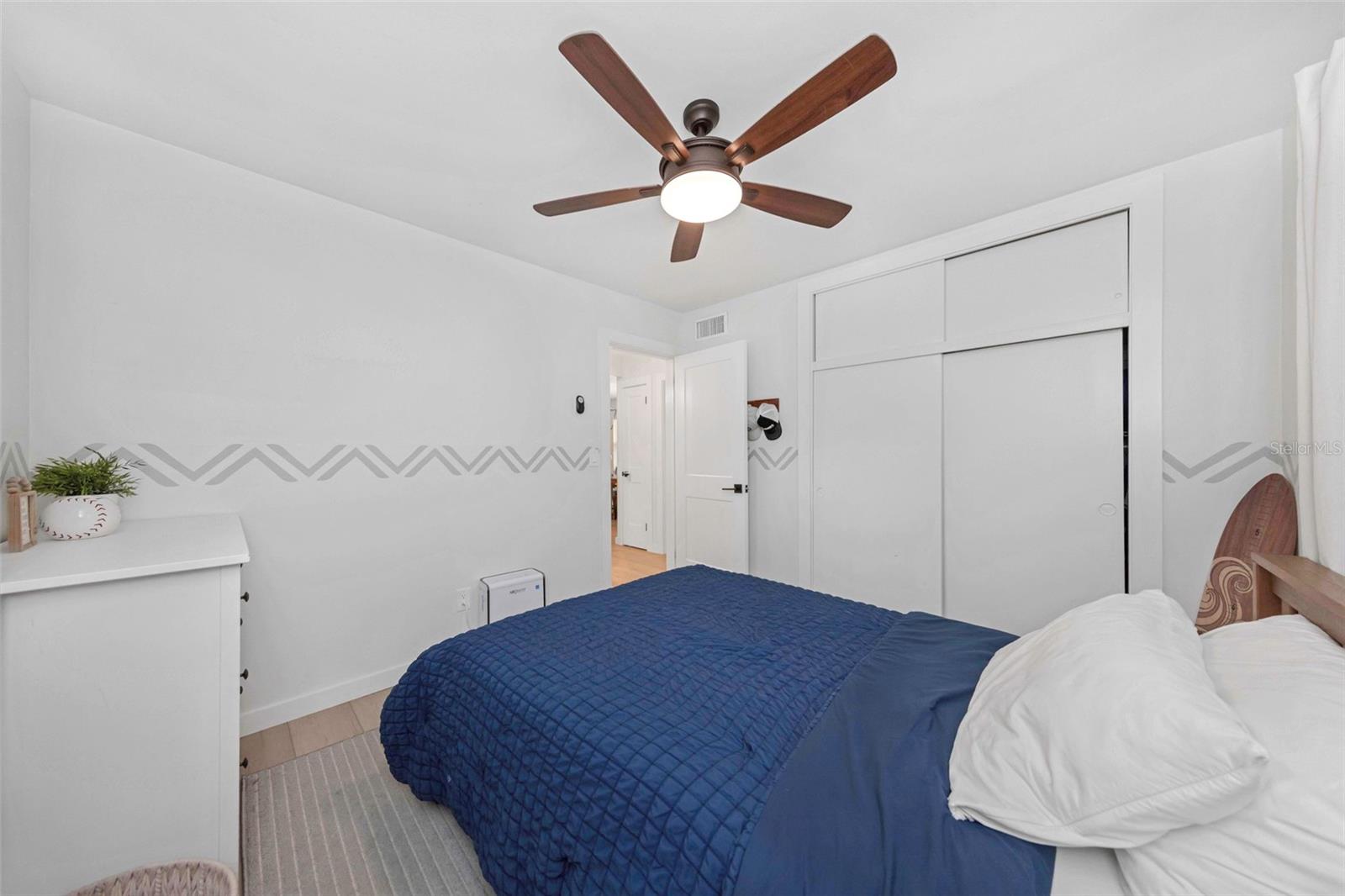 1098 PHYLLIS AVE, LARGO, FL, 33771