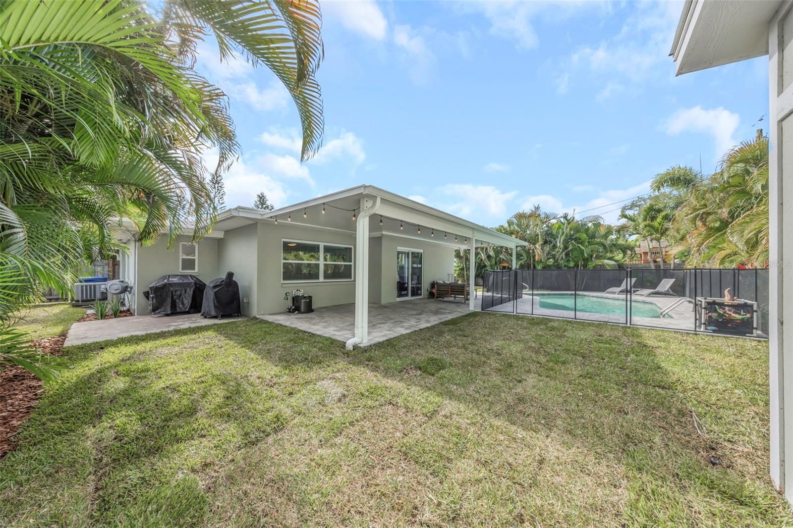 1098 PHYLLIS AVE, LARGO, FL, 33771