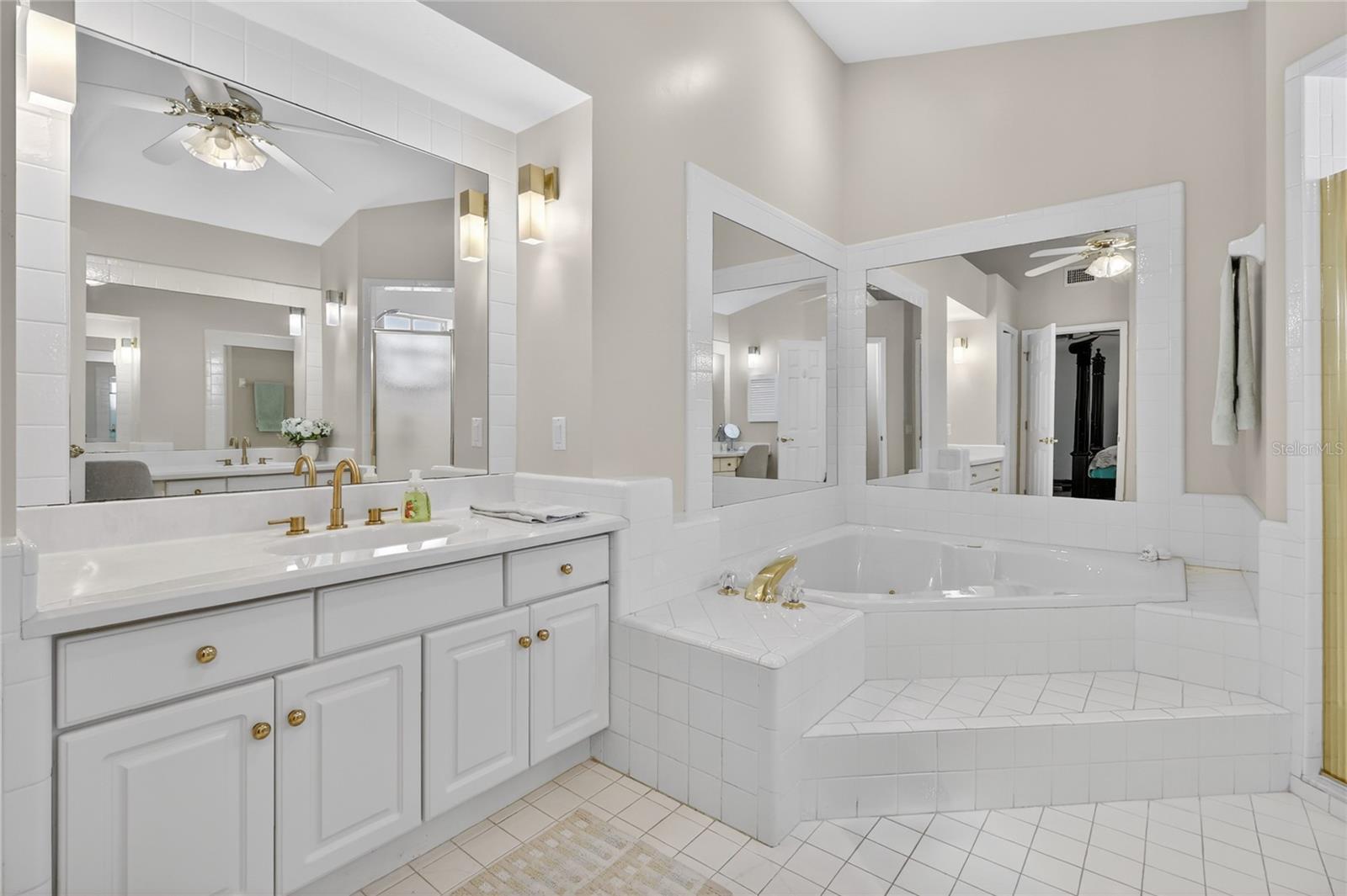 737 SANTA MARIA DR, WINTER HAVEN, FL, 33884