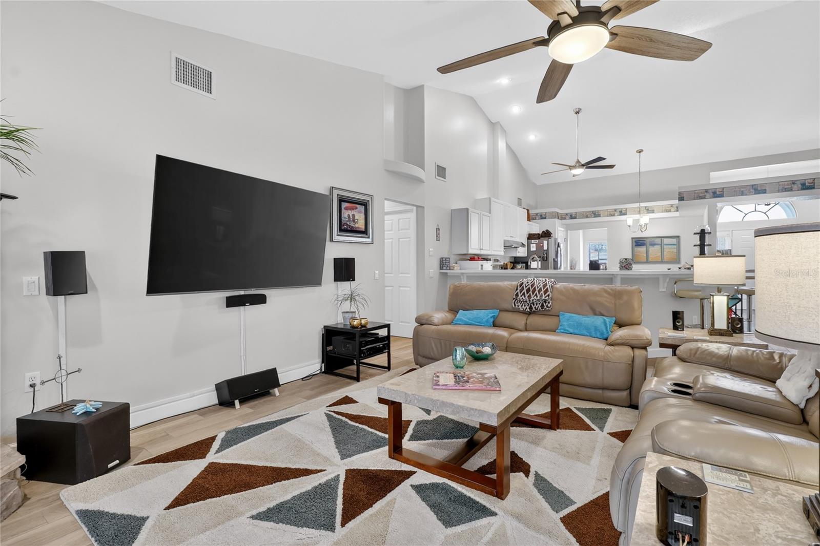 737 SANTA MARIA DR, WINTER HAVEN, FL, 33884