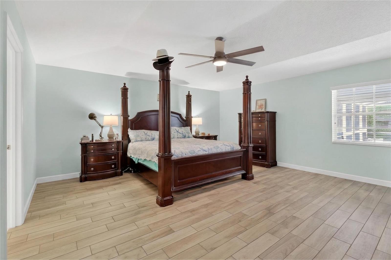 737 SANTA MARIA DR, WINTER HAVEN, FL, 33884