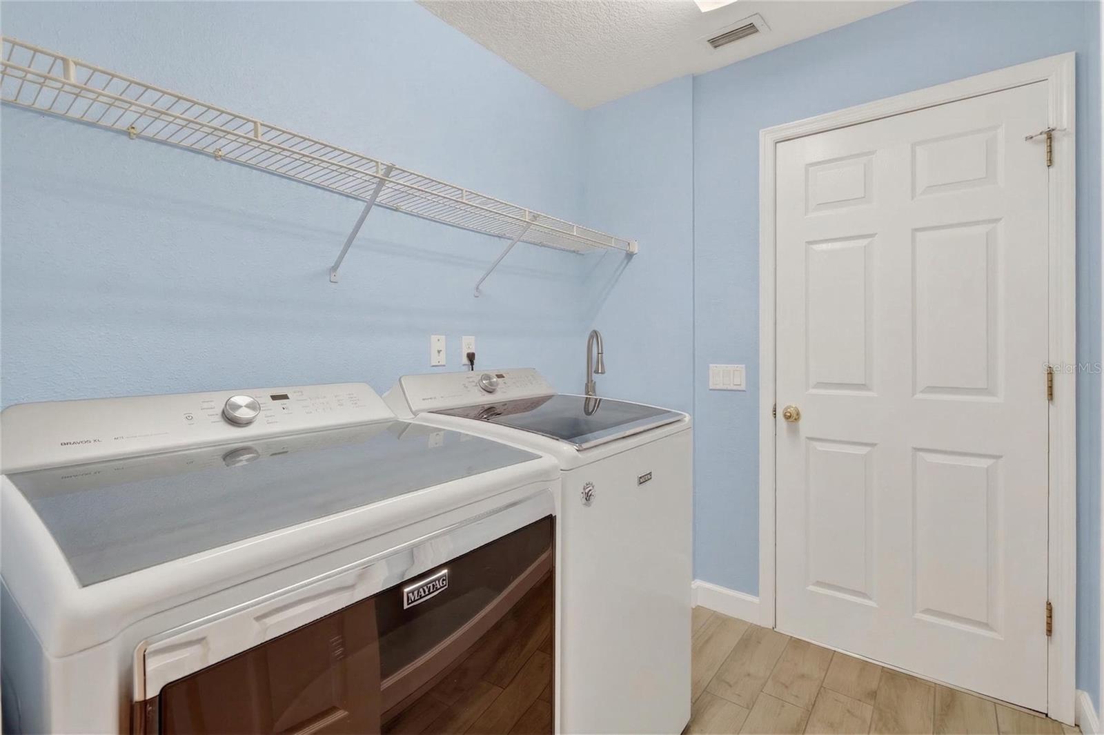 737 SANTA MARIA DR, WINTER HAVEN, FL, 33884