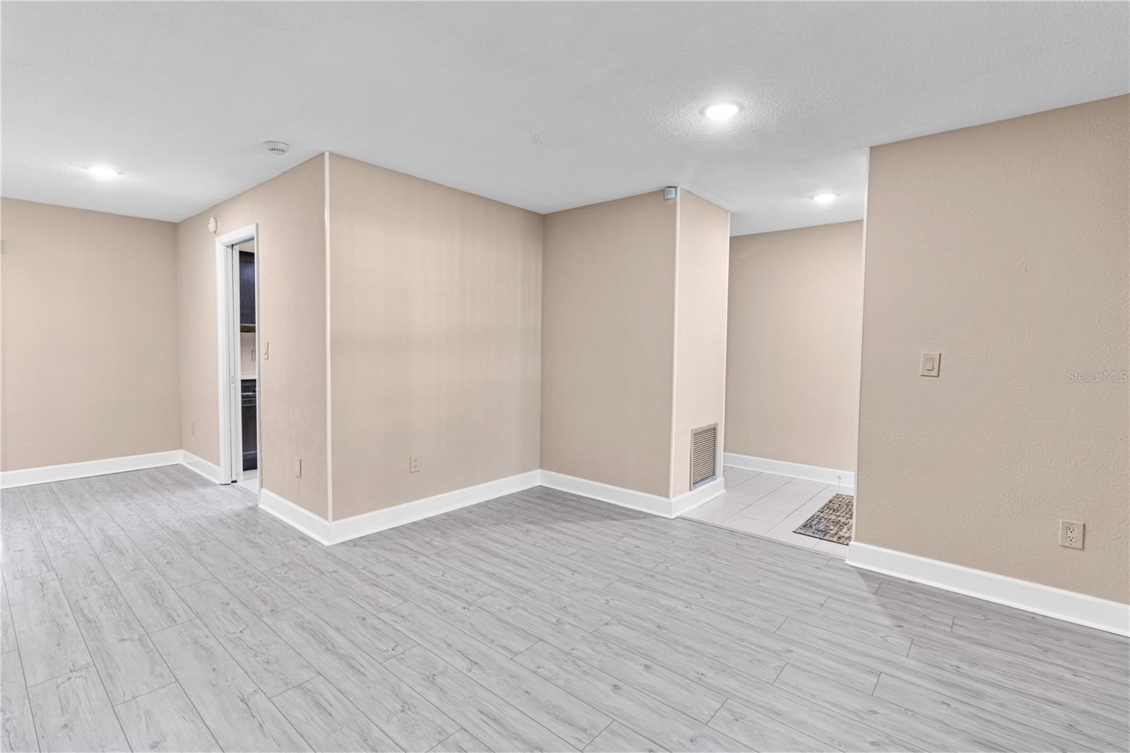 1929 VALENCIA WAY, CLEARWATER, FL, 33764