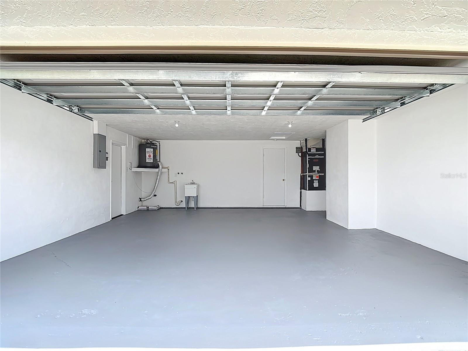 8635 GUM TREE AVE, NEW PORT RICHEY, FL, 34653