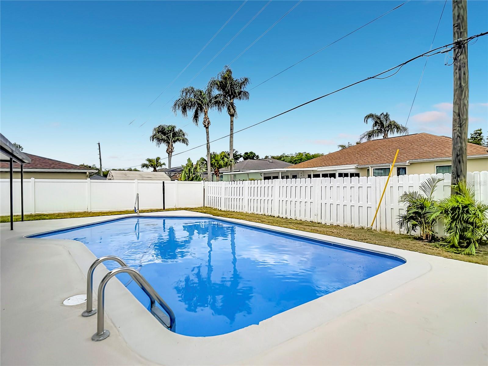 8635 GUM TREE AVE, NEW PORT RICHEY, FL, 34653