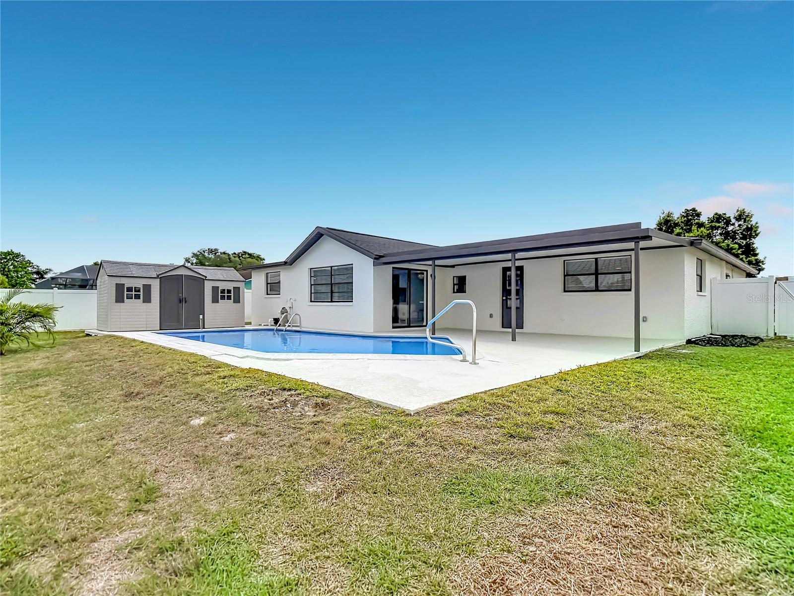 8635 GUM TREE AVE, NEW PORT RICHEY, FL, 34653