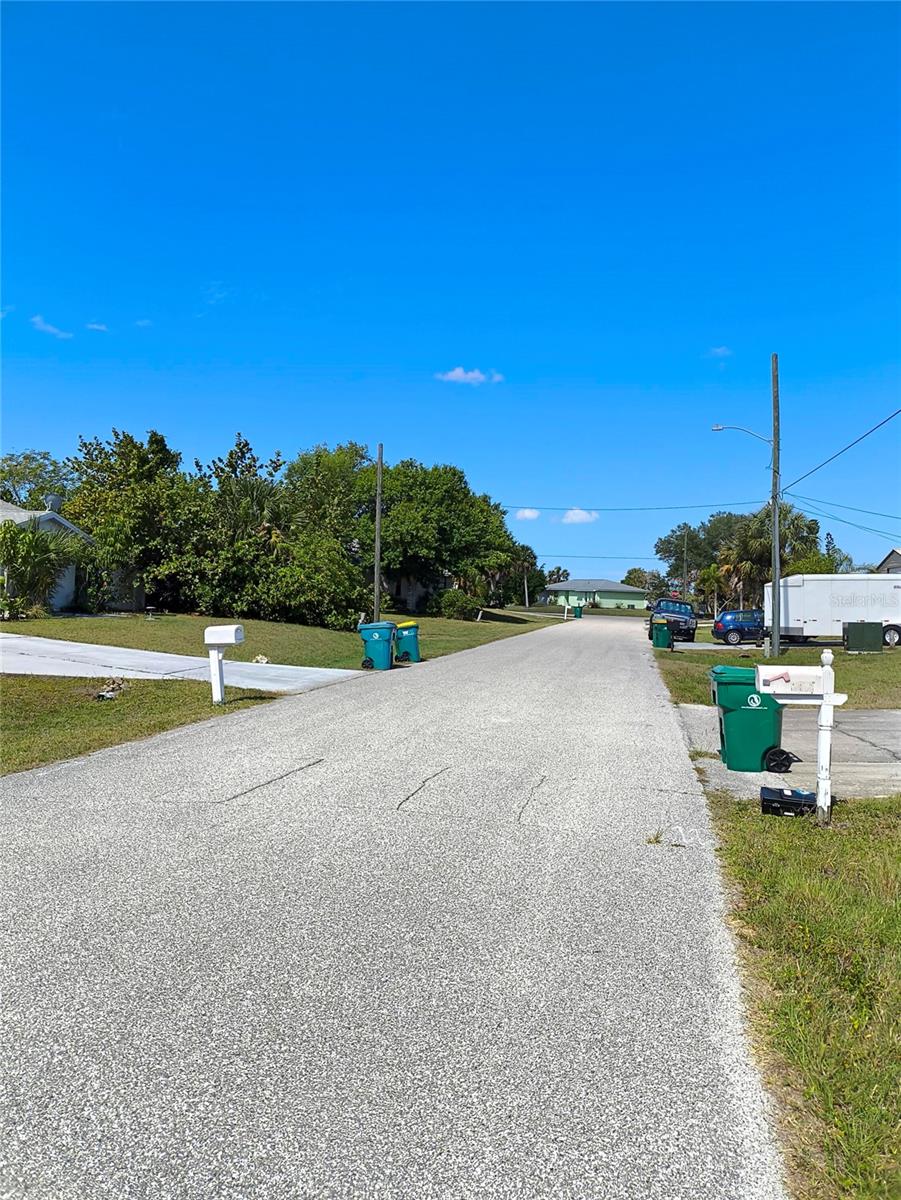 19170 NEW HAVEN CT, PORT CHARLOTTE, FL, 33948