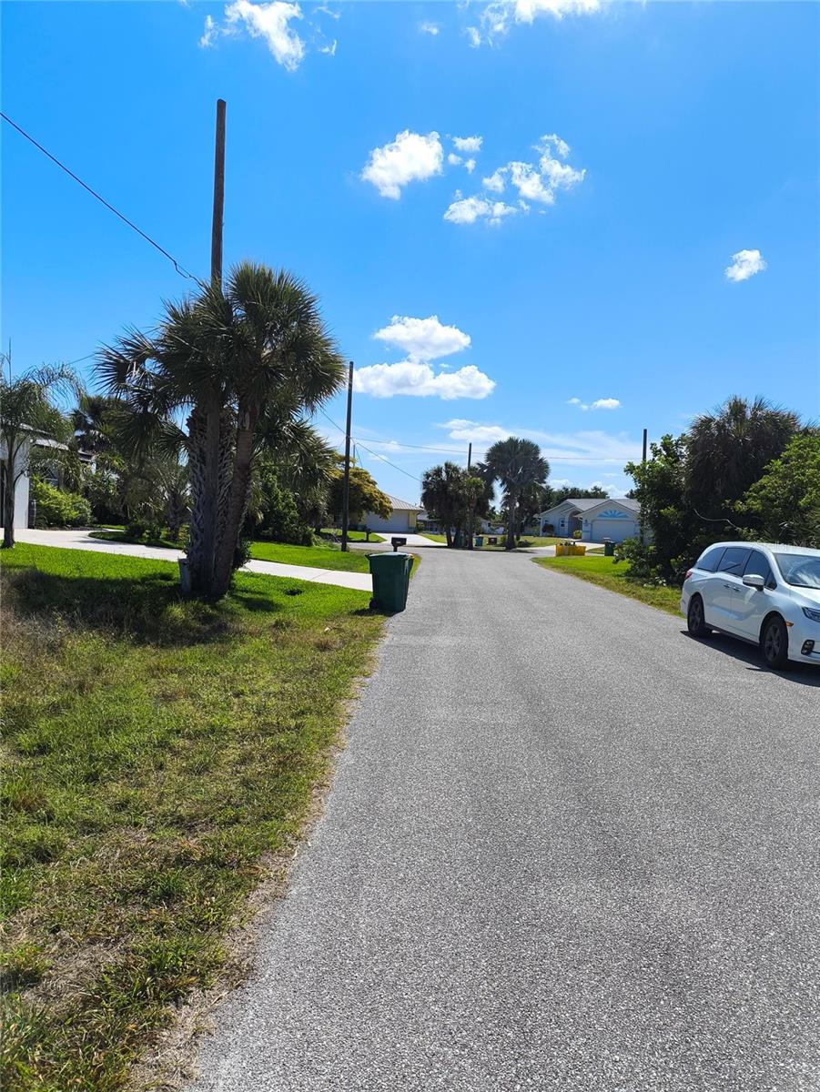 19170 NEW HAVEN CT, PORT CHARLOTTE, FL, 33948