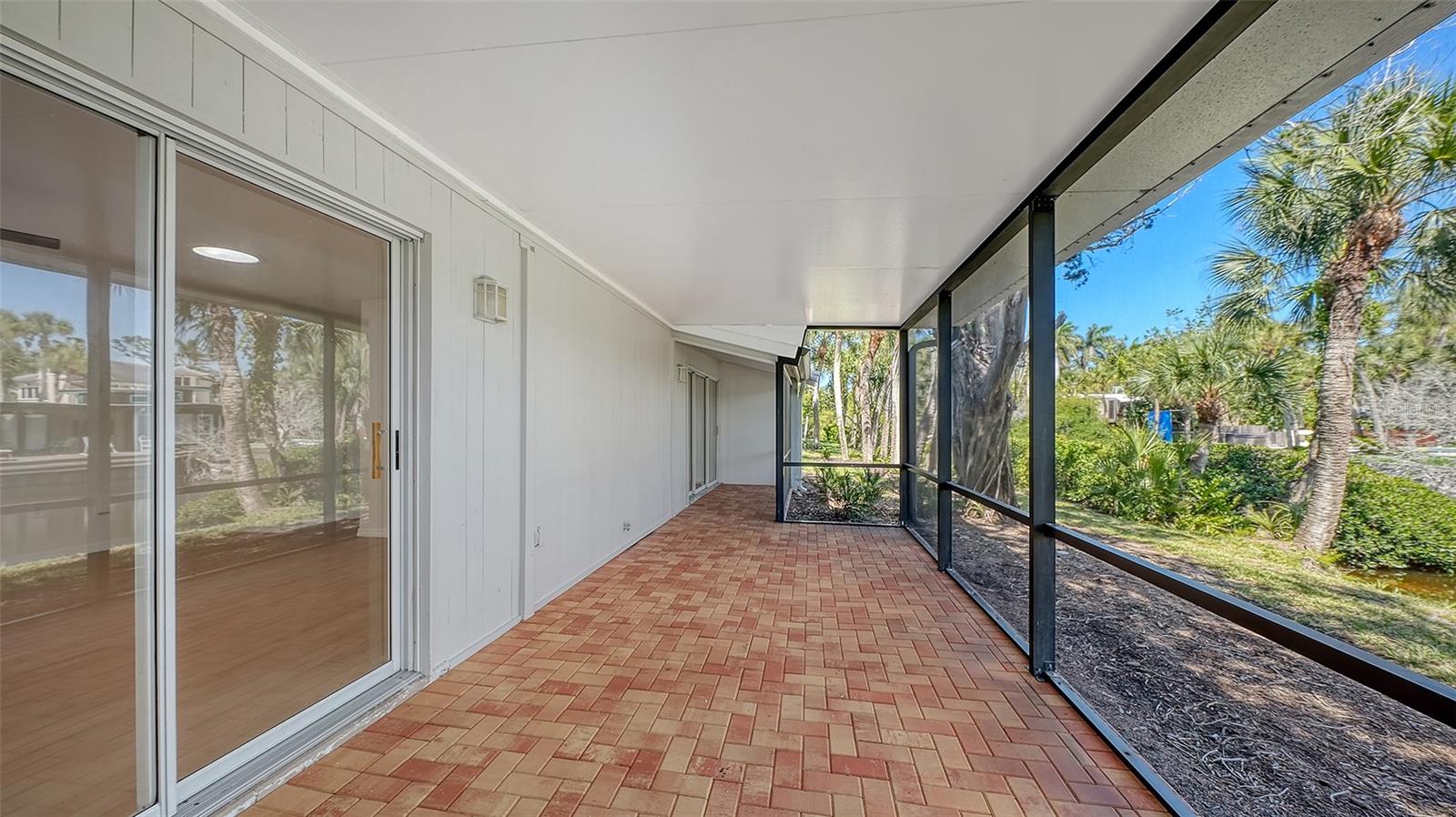 239 HOURGLASS WAY #V7, SARASOTA, FL, 34242