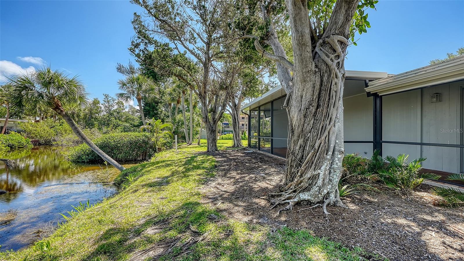239 HOURGLASS WAY #V7, SARASOTA, FL, 34242