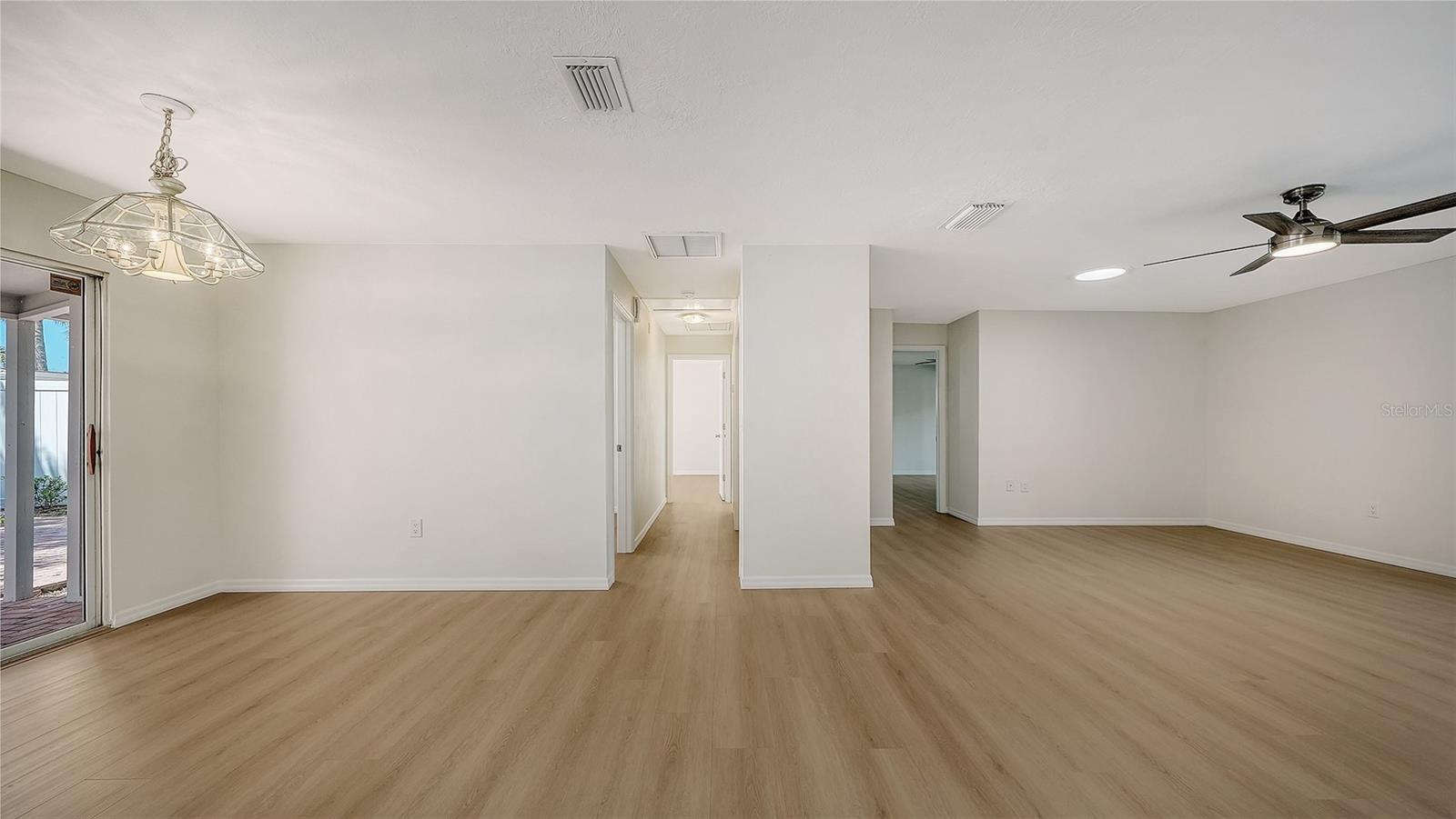239 HOURGLASS WAY #V7, SARASOTA, FL, 34242