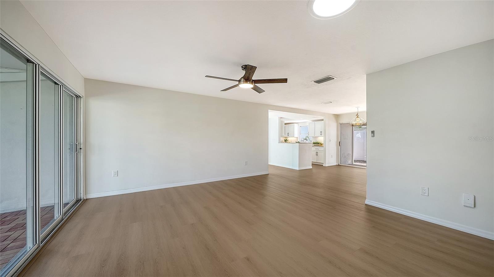 239 HOURGLASS WAY #V7, SARASOTA, FL, 34242