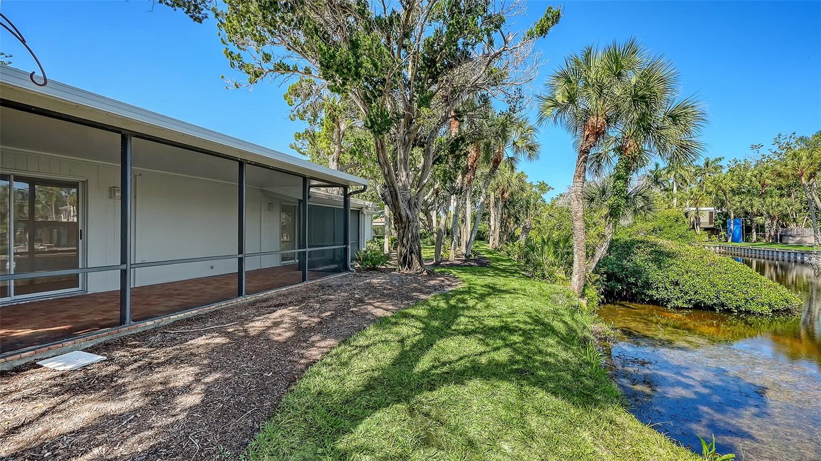 239 HOURGLASS WAY #V7, SARASOTA, FL, 34242