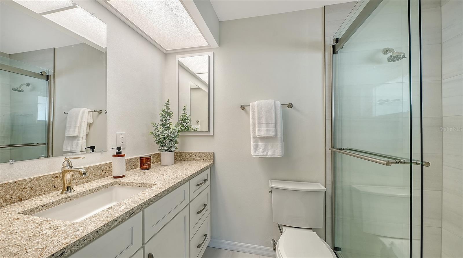239 HOURGLASS WAY #V7, SARASOTA, FL, 34242