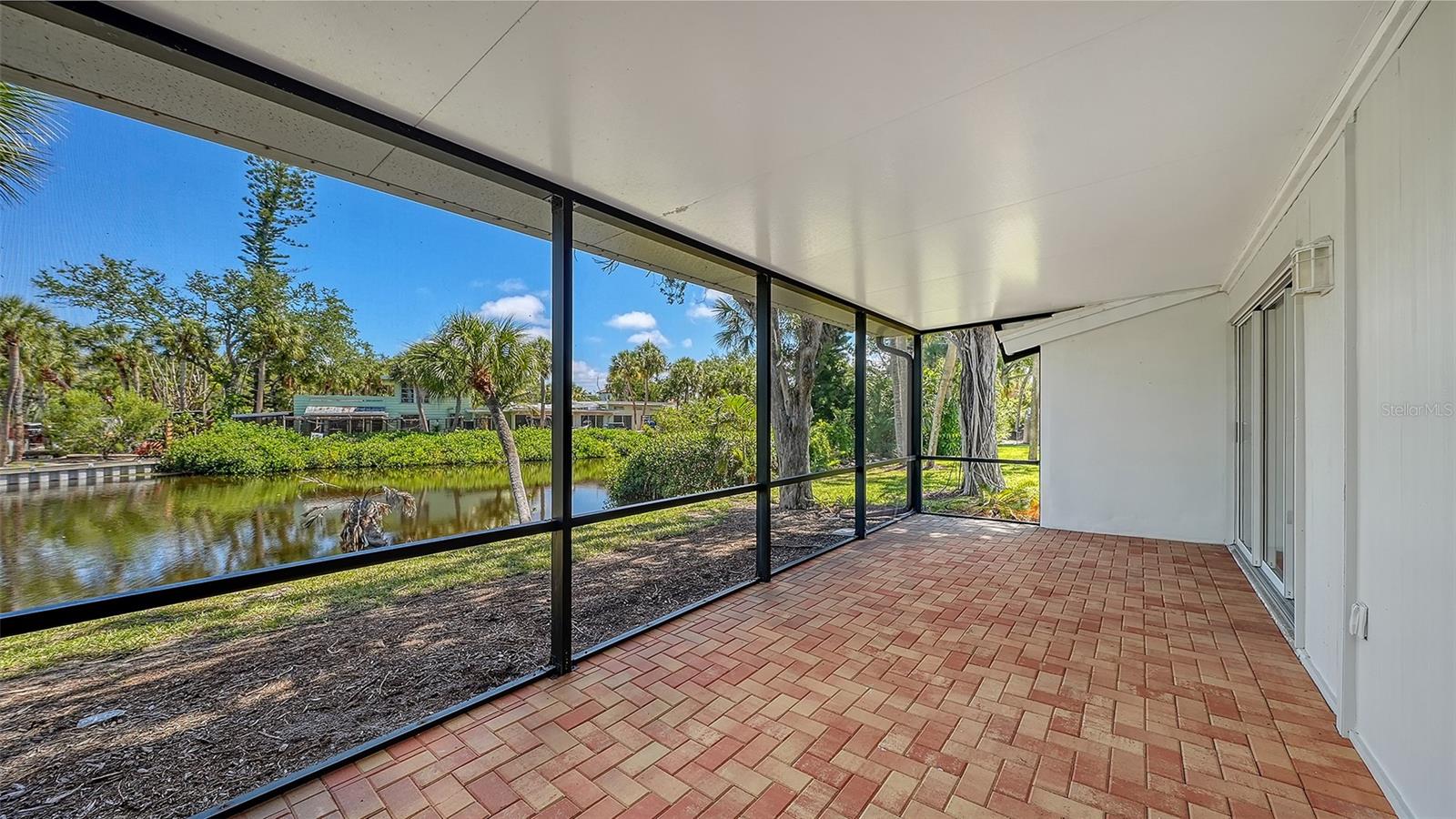 239 HOURGLASS WAY #V7, SARASOTA, FL, 34242