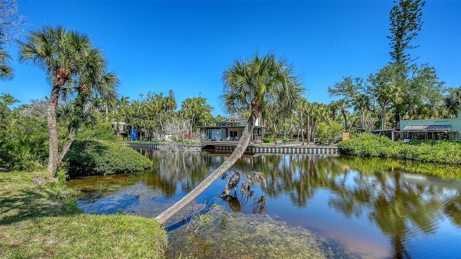 239 HOURGLASS WAY #V7, SARASOTA, FL, 34242