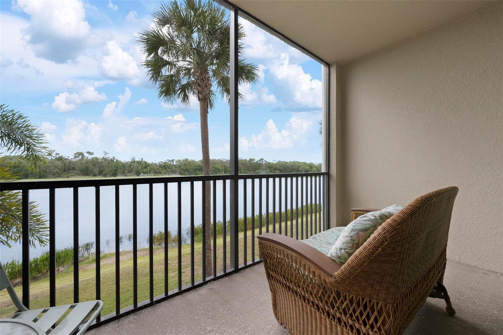 17704 GAWTHROP DR #205, BRADENTON, FL, 34211