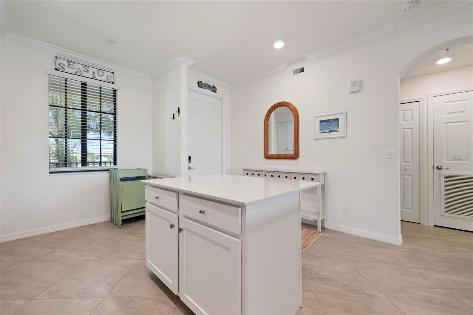 17704 GAWTHROP DR #205, BRADENTON, FL, 34211