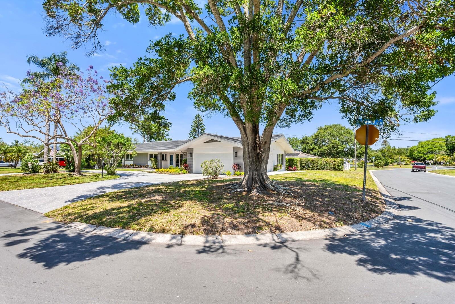 1720 BRENTWOOD DR, CLEARWATER, FL, 33756