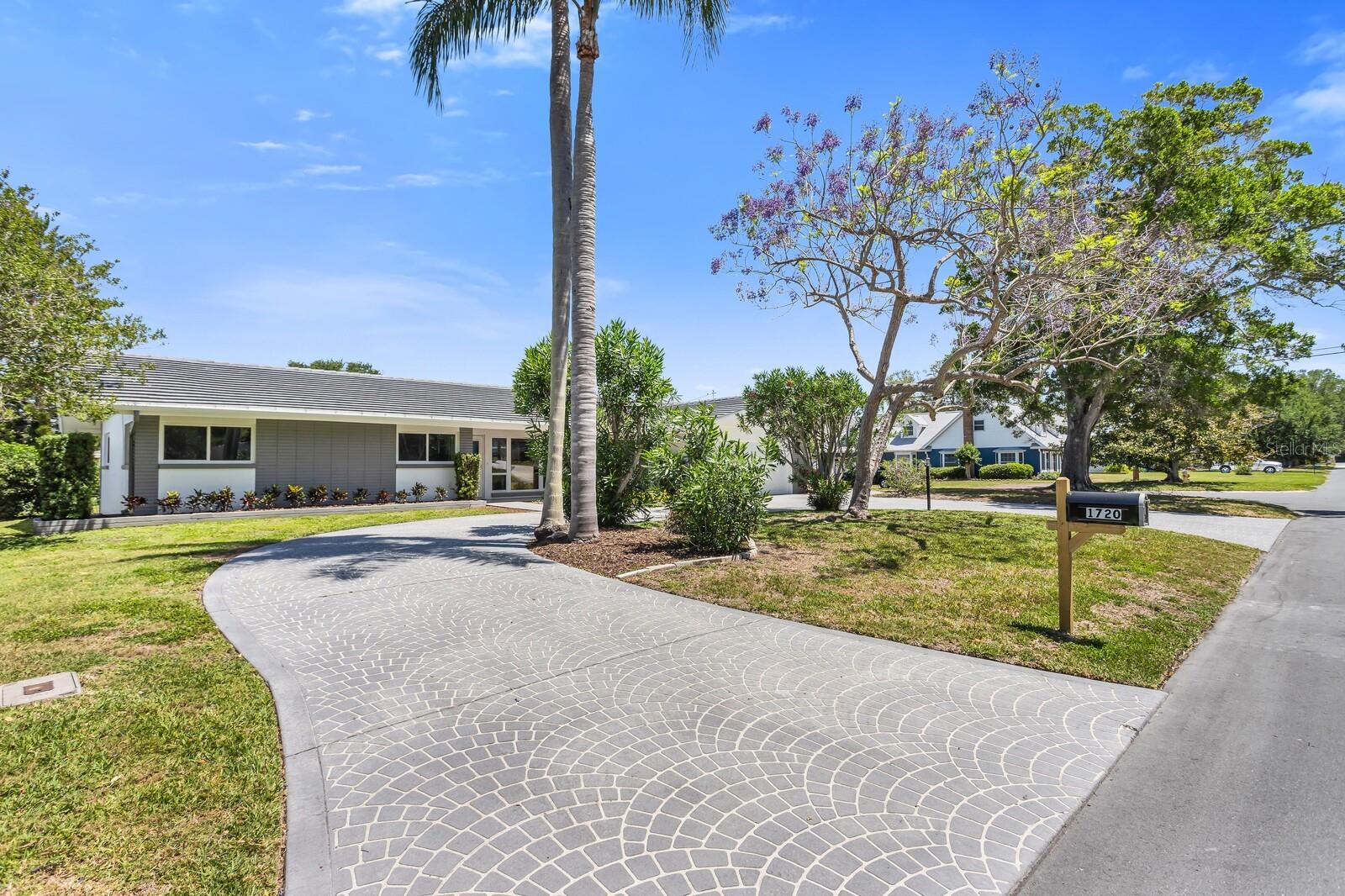 1720 BRENTWOOD DR, CLEARWATER, FL, 33756