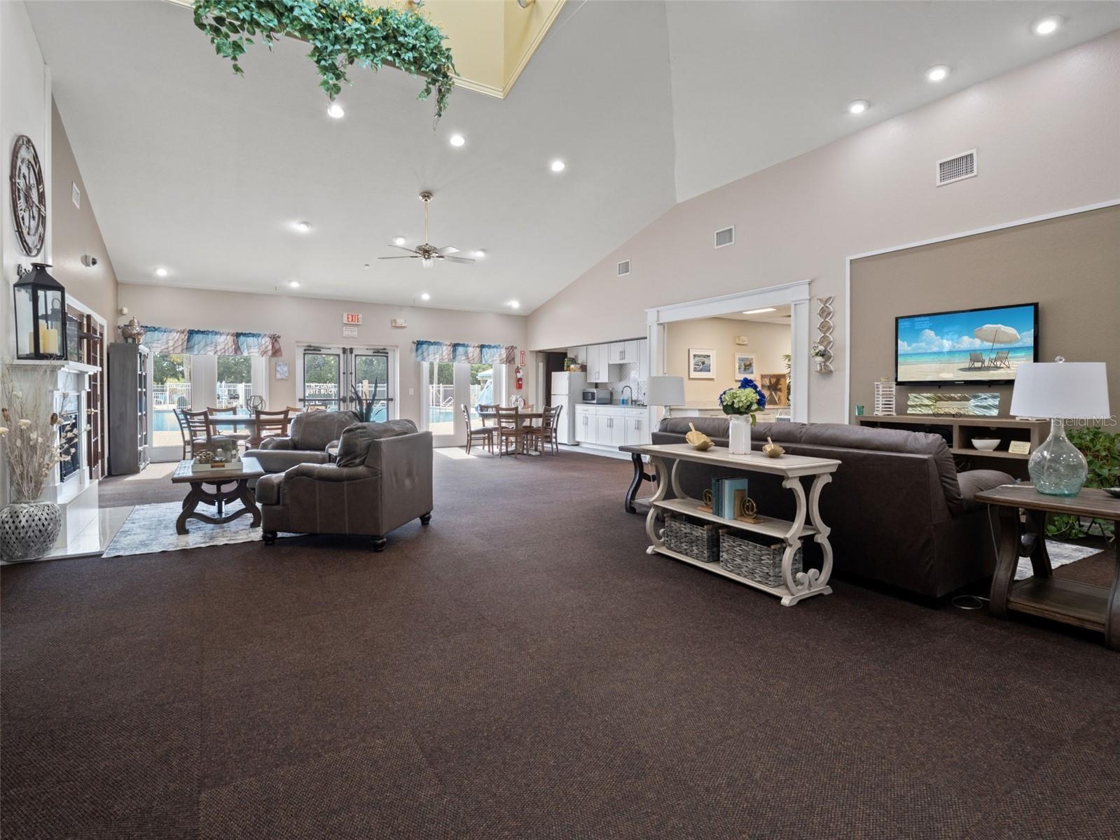 19233 BARRED OWL CT, LAND O LAKES, FL, 34638